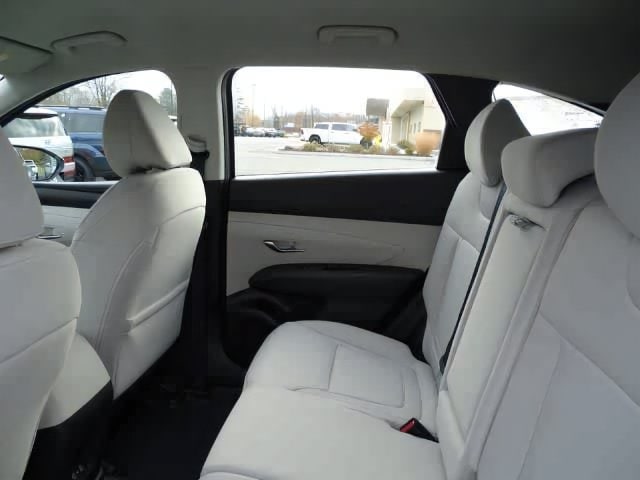 2026 Hyundai Tucson SE - Photo 9