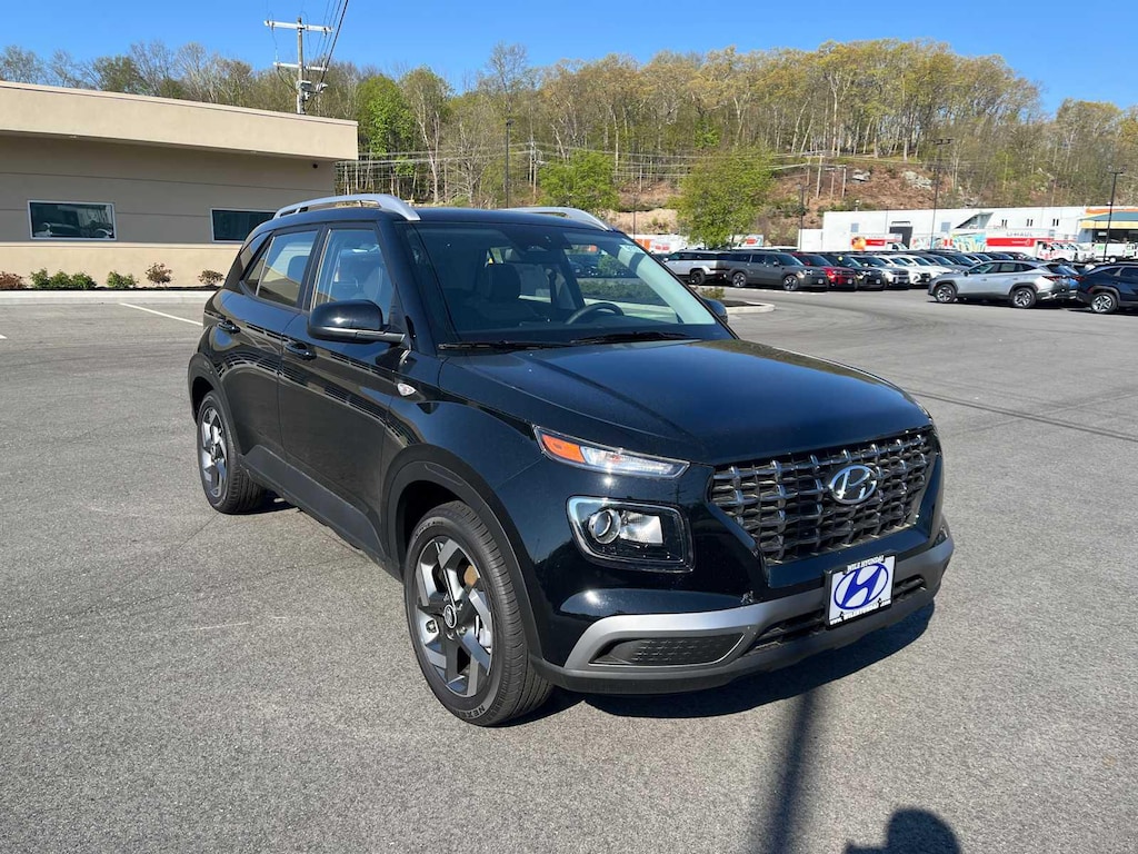 New 2026 Hyundai Venue SEL SUV