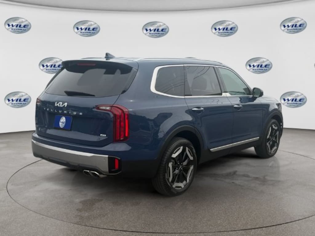 Used 2025 Kia Telluride S SUV
