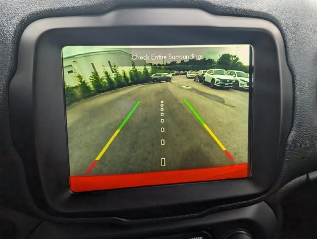 2022 Jeep Renegade Latitude - Photo 23