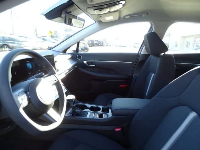 2026 Hyundai Sonata SE - Photo 10