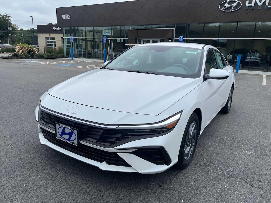 New 2026 Hyundai Elantra Hybrid Blue Sedan