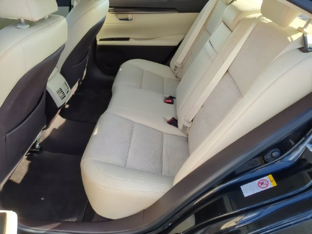 2018 Lexus ES 350 - Photo 20