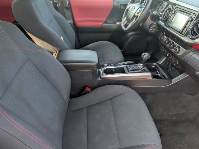 2019 Toyota Tacoma SR5 - Photo 26