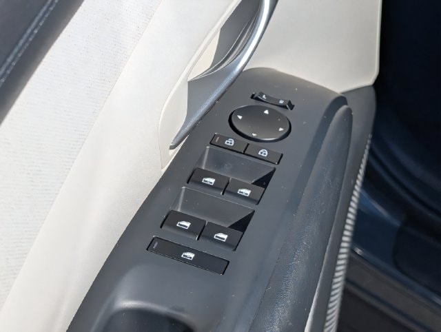 2025 Hyundai Tucson SEL Convenience - Photo 11