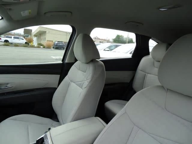 2026 Hyundai Tucson SE - Photo 12