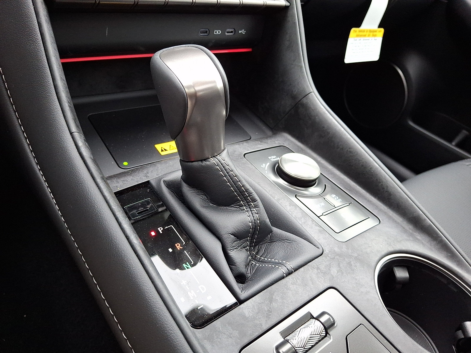 2026 Lexus IS 350 F SPORT DESIGN - Photo 11