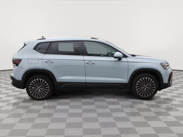 Used 2025 Volkswagen Taos 1.5T SE SUV