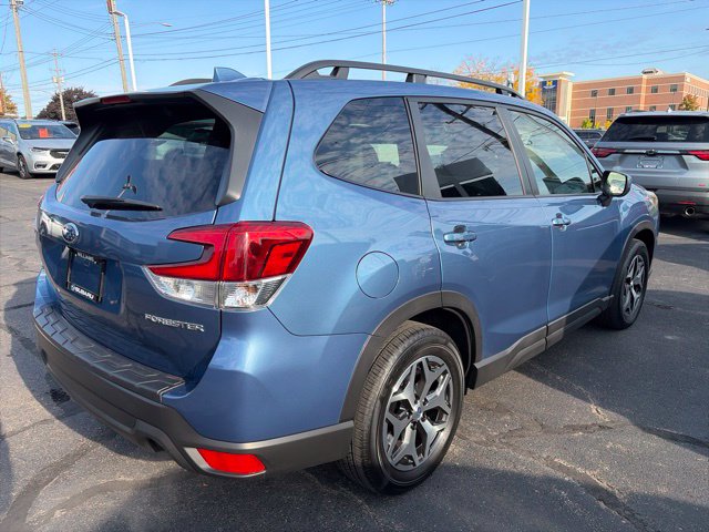 Used 2023 Subaru Forester Premium SUV