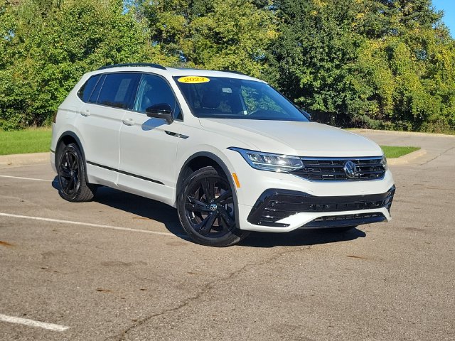 Certified 2023 Volkswagen Tiguan 2.0T SE R-Line Black SUV