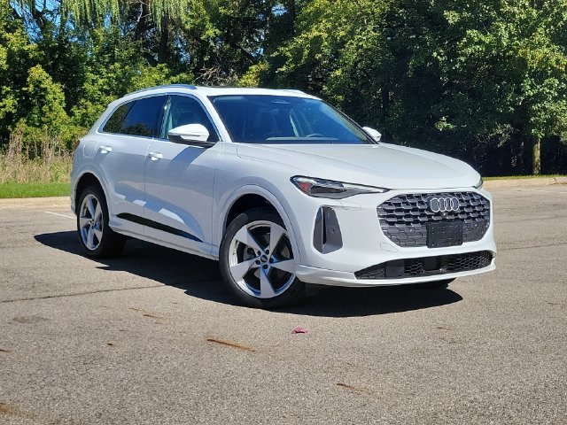 Certified 2025 Audi Q5 2.0T Premium Plus SUV