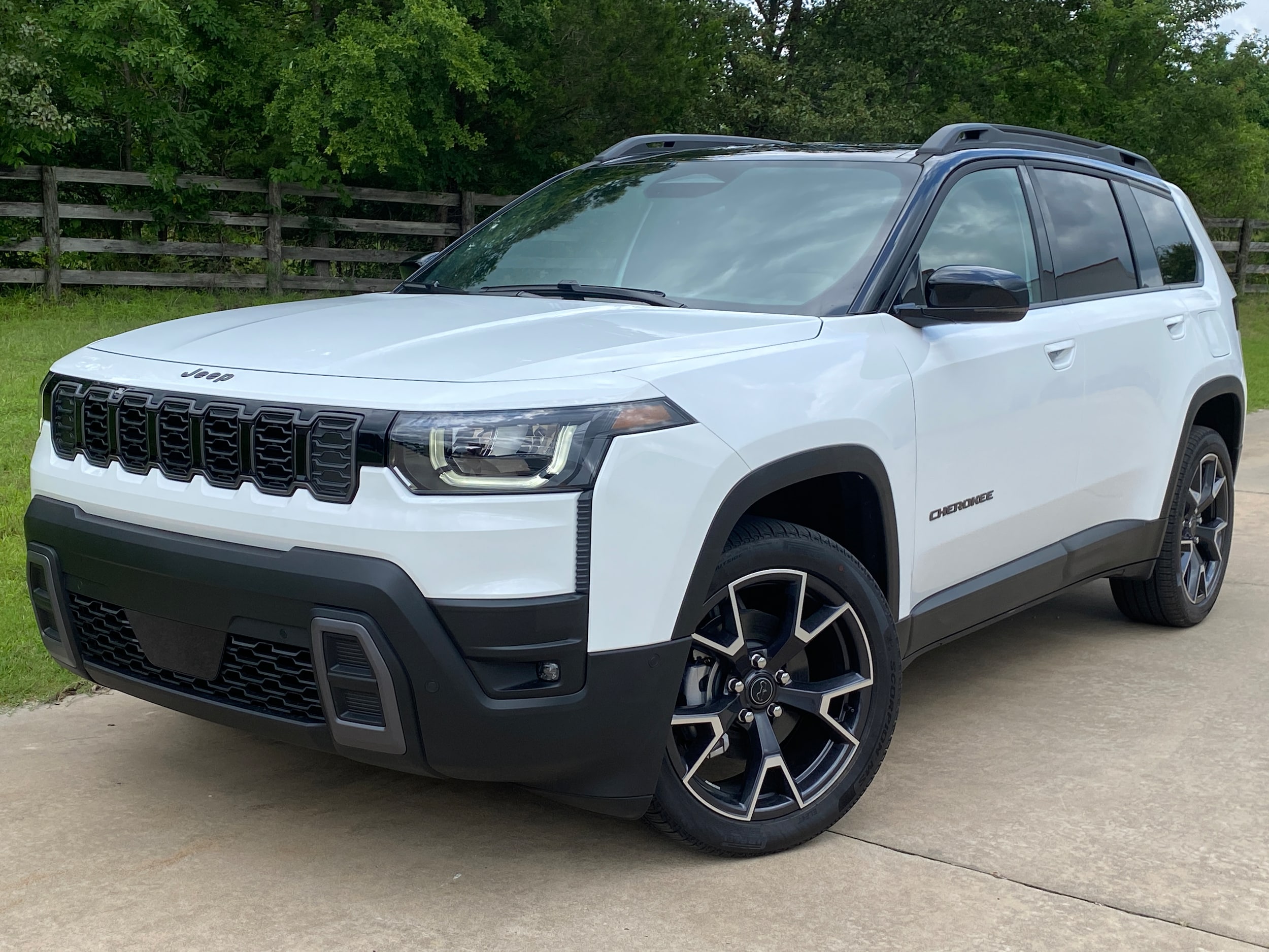 2026 Jeep Cherokee Overland