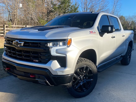 2022 Chevrolet Silverado 1500 LT Trail Boss Truck Crew Cab