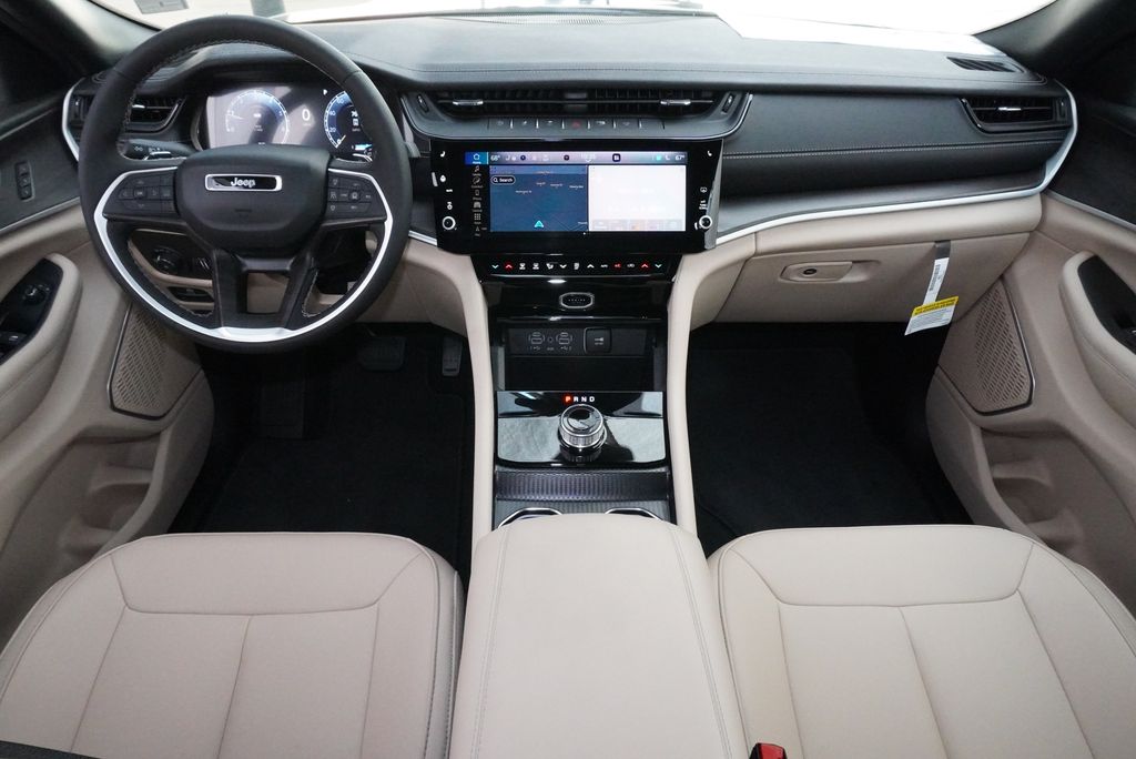 2026 Jeep Grand Cherokee L Limited - Photo 10