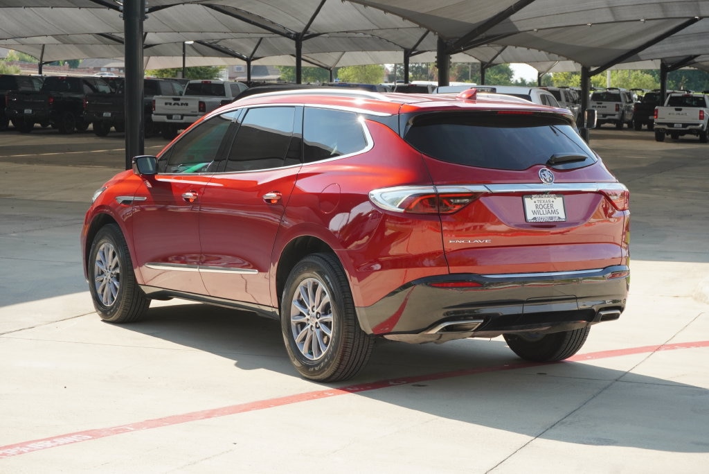 Used 2024 Buick Enclave Essence SUV