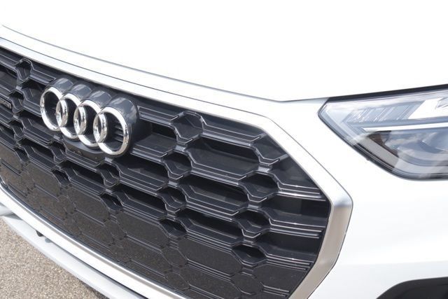 2025 Audi Q5 Premium Plus - Photo 11