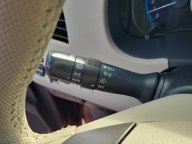 2014 Toyota Sienna XLE - Photo 14