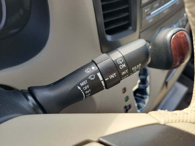 2014 Toyota Sienna XLE - Photo 15