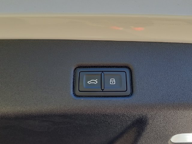 2025 Audi Q5 Premium Plus - Photo 30