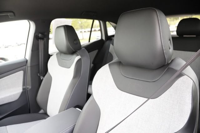 2025 Volkswagen ID.4 PRO - Photo 12