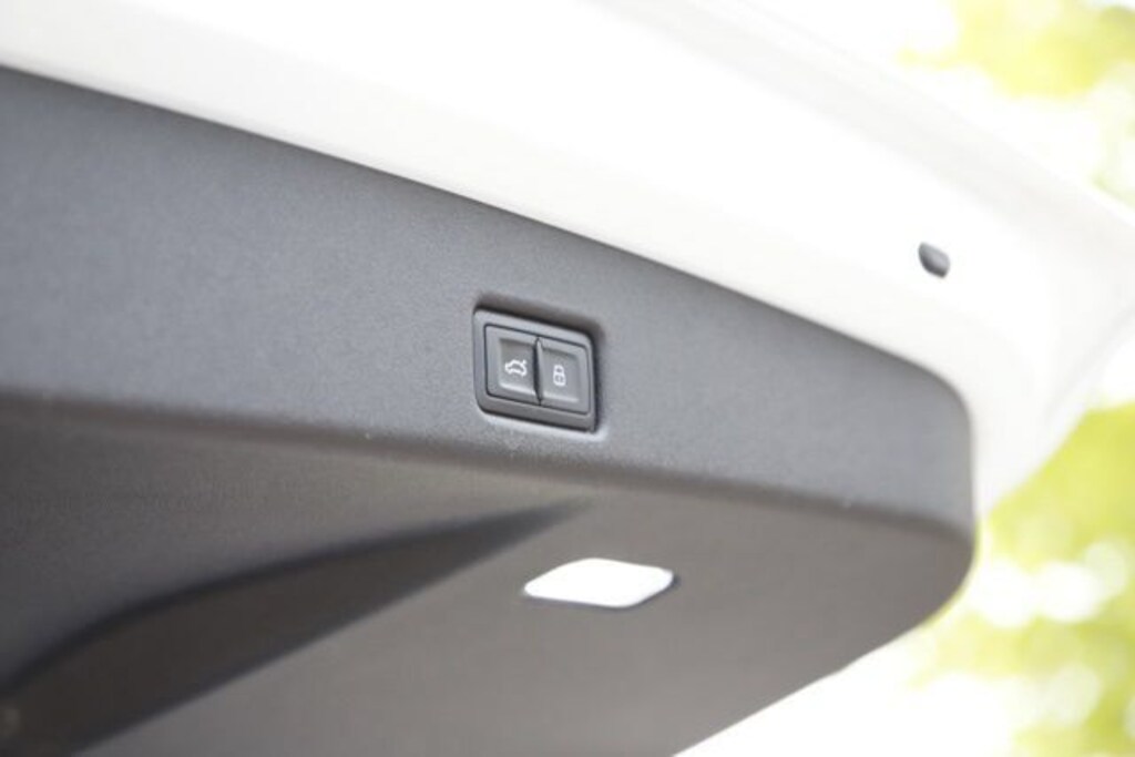 Certified 2025 Audi Q5 2.0T Premium SUV