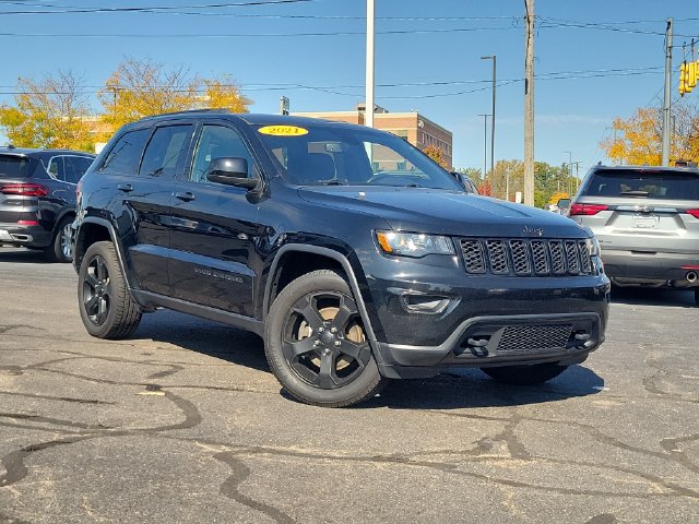 Used 2021 Jeep Grand Cherokee Laredo SUV