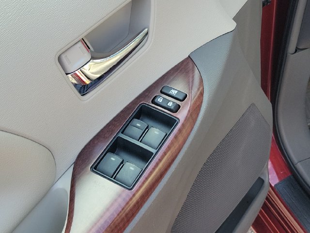 2014 Toyota Sienna XLE - Photo 10
