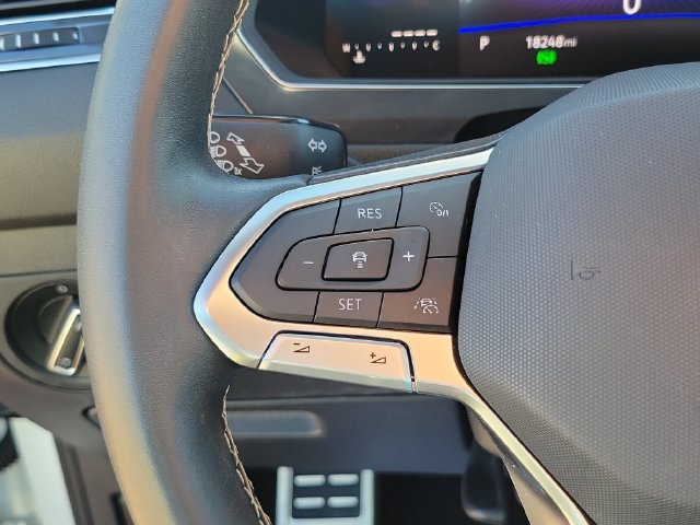 2023 Volkswagen Tiguan SE R-LINE BLACK - Photo 12
