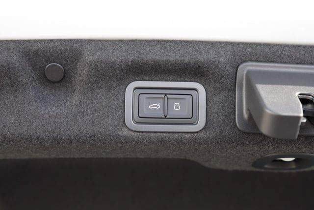 2026 Audi A6 Premium Plus - Photo 8