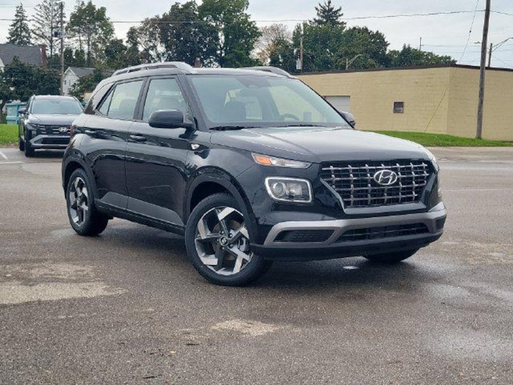 New 2026 Hyundai Venue SEL SUV