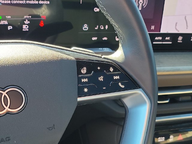 2025 Audi Q5 Premium - Photo 12