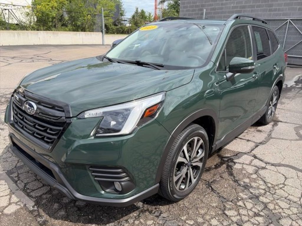 Used 2023 Subaru Forester Limited SUV