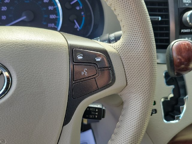 2014 Toyota Sienna XLE - Photo 13