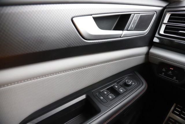 2025 Volkswagen Atlas Atlas Peak Edition - Photo 23