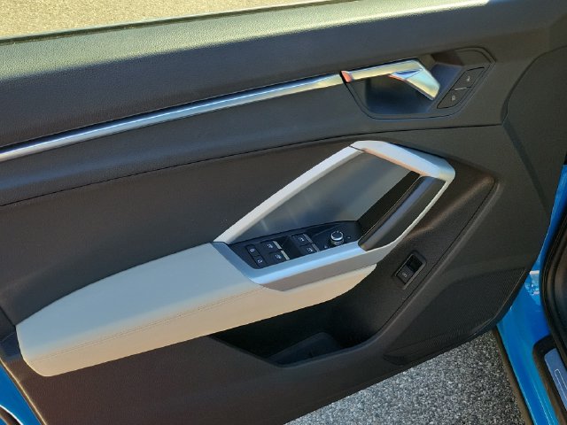 2020 Audi Q3 S Line Premium - Photo 9