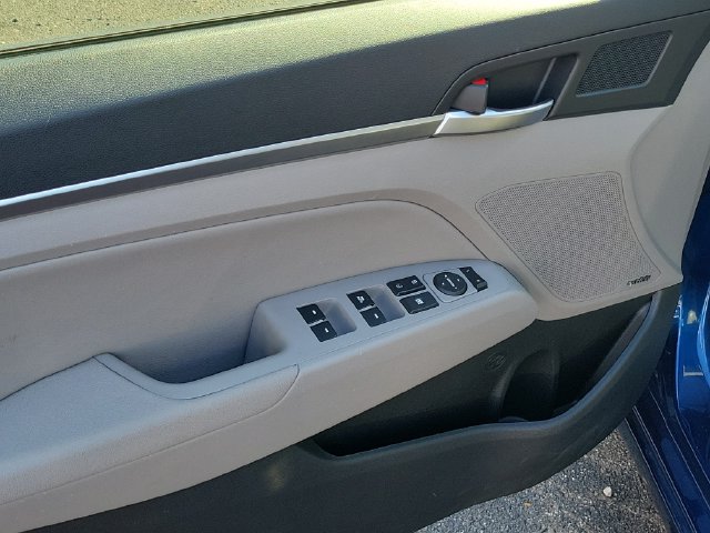 2019 Hyundai Elantra Limited - Photo 8