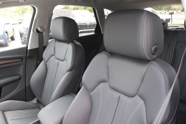 2025 Audi Q5 Premium Plus - Photo 13