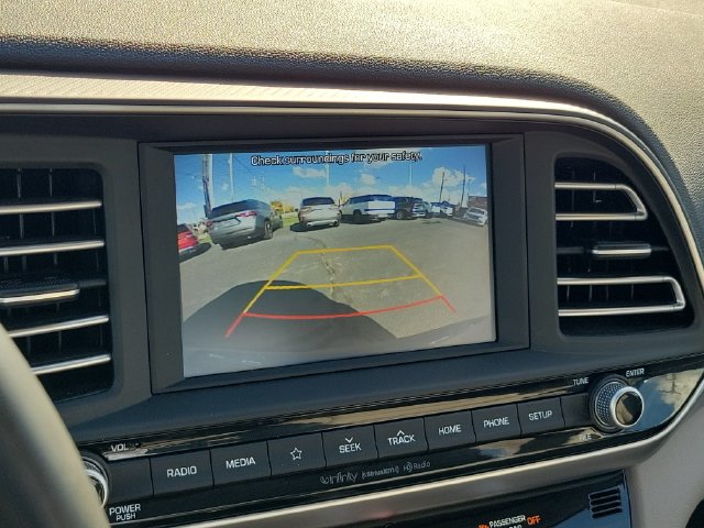 2019 Hyundai Elantra Limited - Photo 16