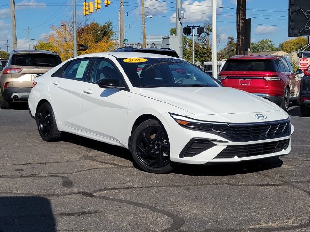 Used 2026 Hyundai Elantra SEL Sport Sedan