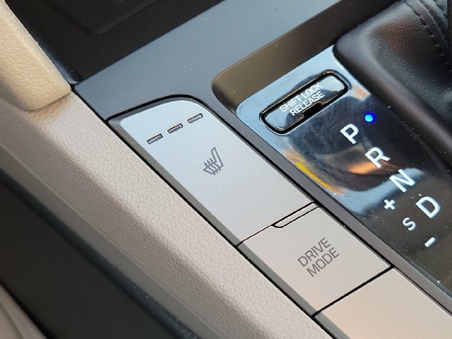 2019 Hyundai Elantra Limited - Photo 21