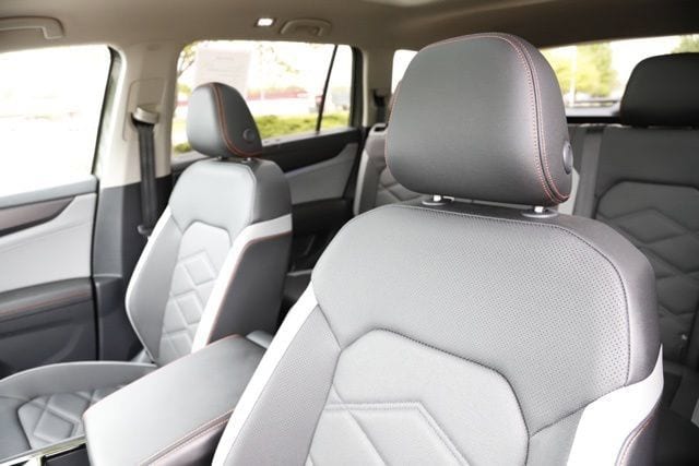2025 Volkswagen Atlas Atlas Peak Edition - Photo 15