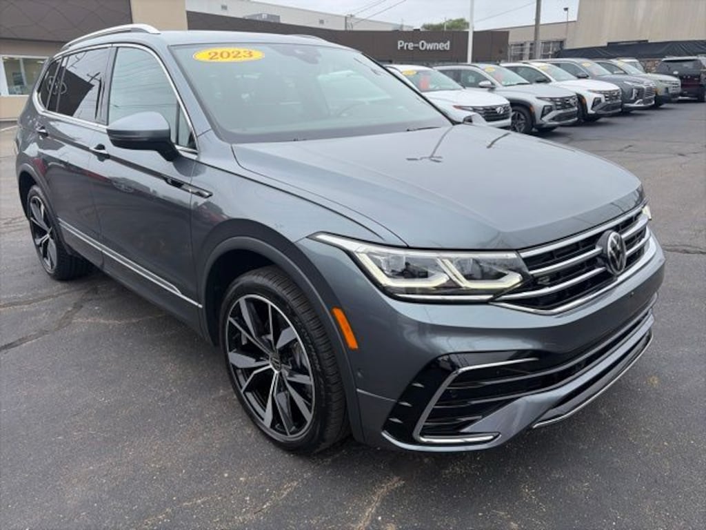 Certified 2023 Volkswagen Tiguan 2.0T SEL R-Line SUV