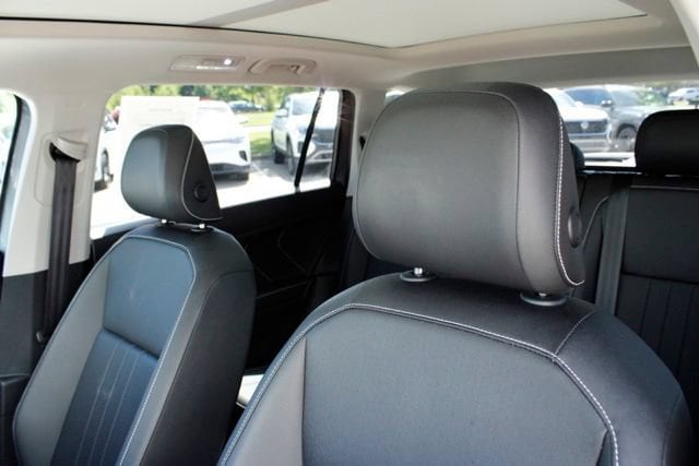 2023 Volkswagen Tiguan SE - Photo 13