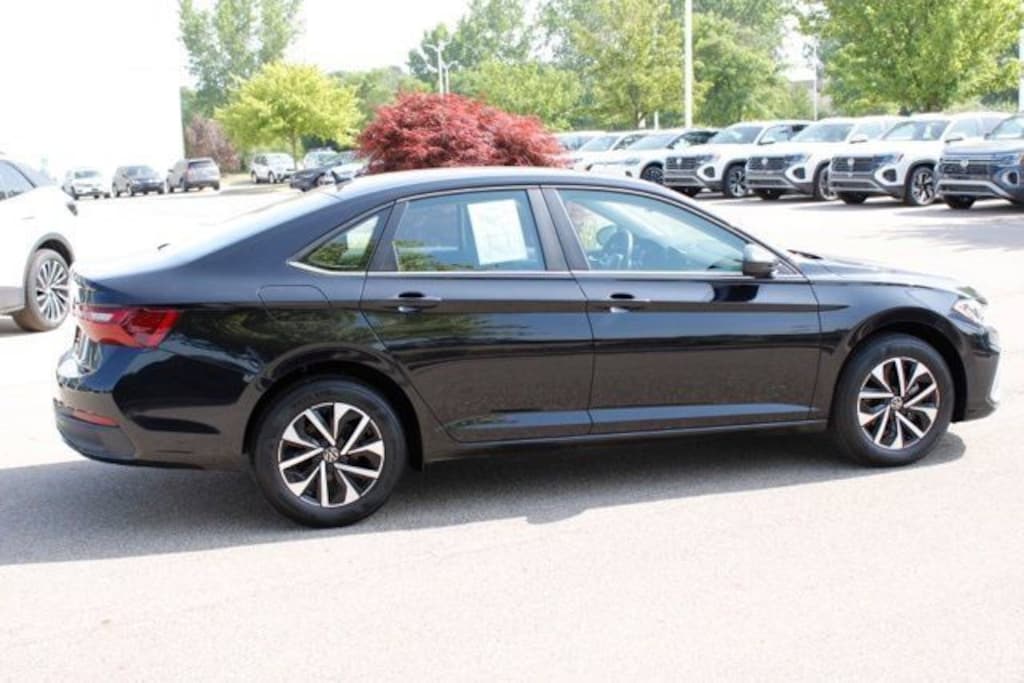 Certified 2025 Volkswagen Jetta 1.5T S Sedan