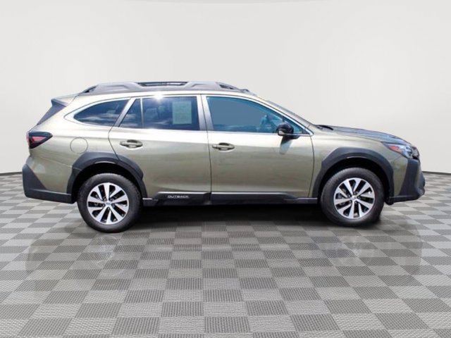 Used 2025 Subaru Outback Premium SUV