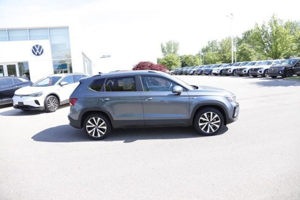 Certified 2022 Volkswagen Taos 1.5T SE 4MOTION SUV