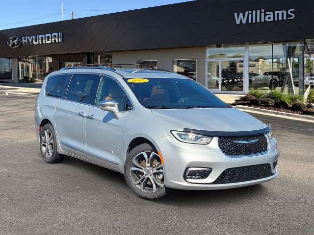  Chrysler Pacifica