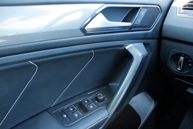2023 Volkswagen Tiguan SE - Photo 22