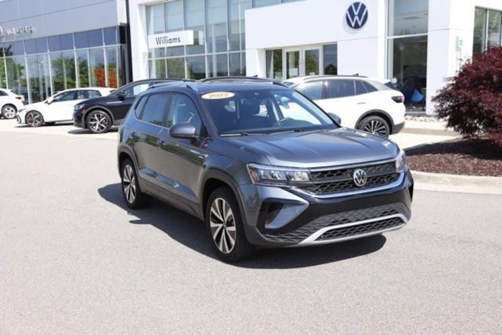 Certified 2022 Volkswagen Taos 1.5T SE 4MOTION SUV