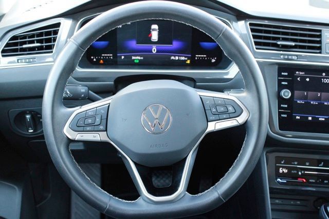 2023 Volkswagen Tiguan SE - Photo 17